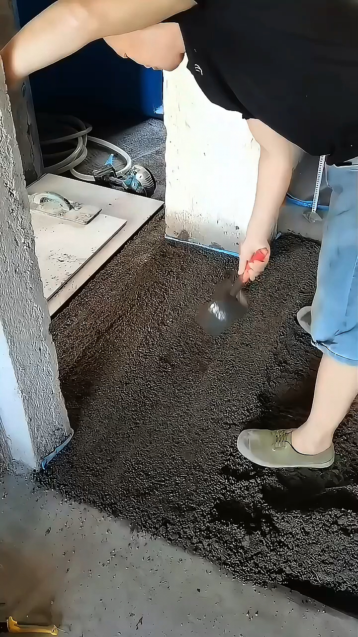 地砖师傅(地砖师傅一天贴几平方) 地砖师傅(地砖师傅一天贴几平方)